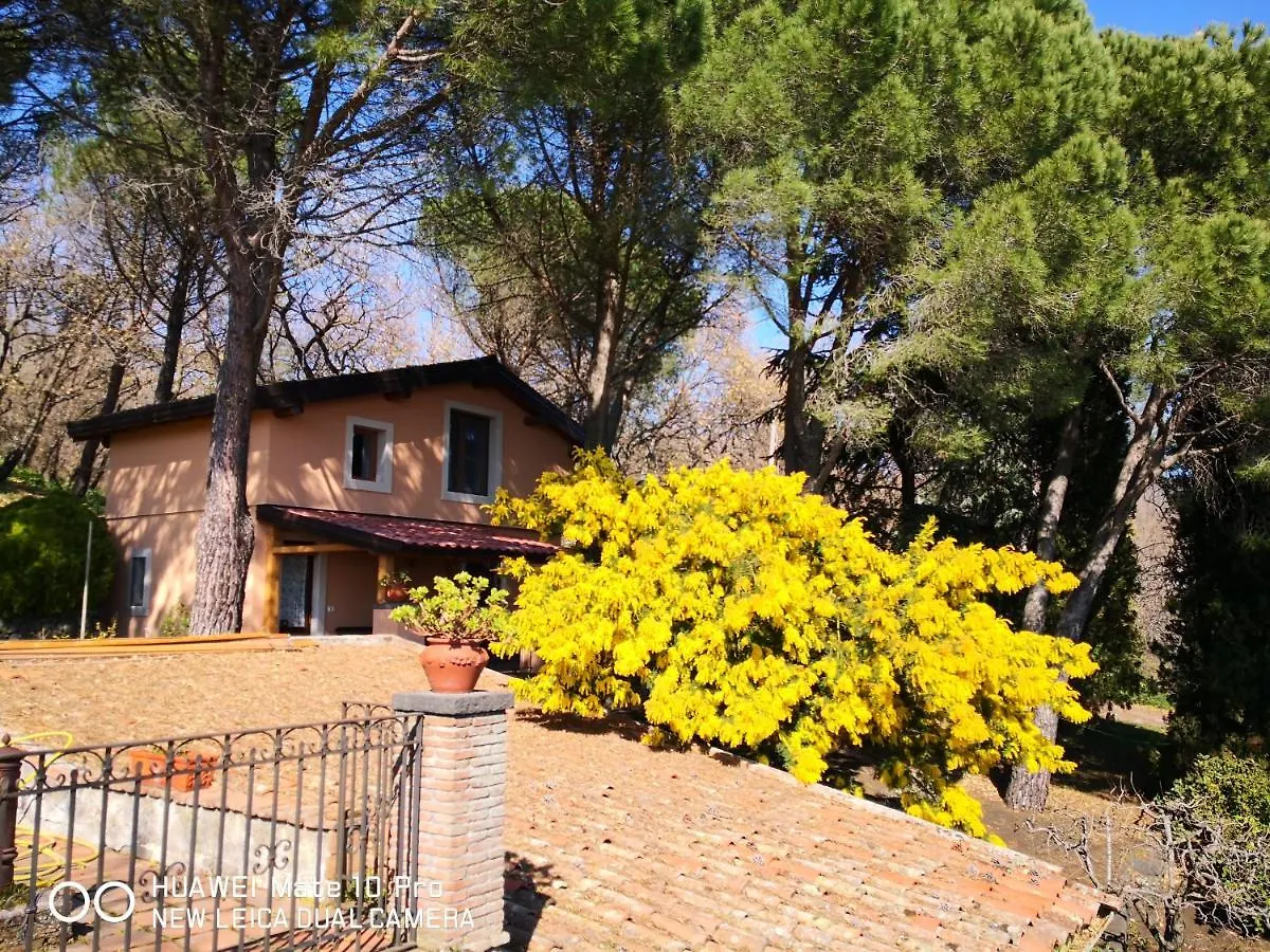 Feudo Algerazzi Villa Zafferana Etnea Italy